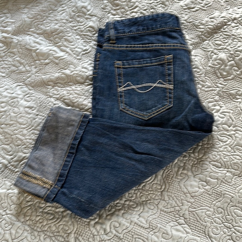 Women’s capri jeans